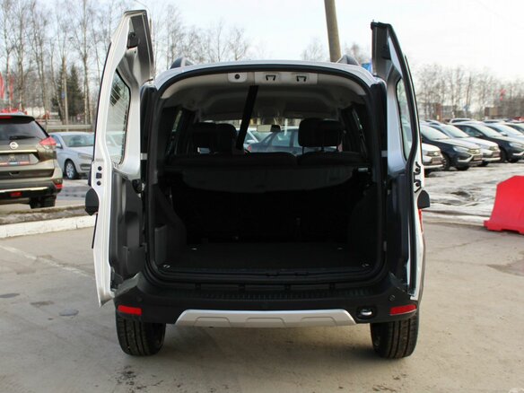 2026 Lada (ВАЗ) Largus Cross I Рестайлинг, серебристый, 2008263 рублей - вид 18