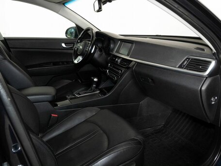 2019 Kia Optima IV Рестайлинг, синий, 1790000 рублей, вид 5