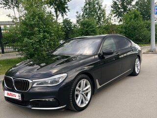 2017 BMW 7 серии Long 750Li xDrive VI (G11/G12), чёрный, 3800000 рублей, вид 2