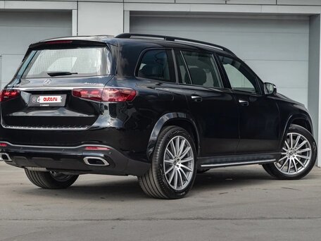 2026 Mercedes-Benz GLS 450 II (X167) Рестайлинг, чёрный, 16290000 рублей, вид 3