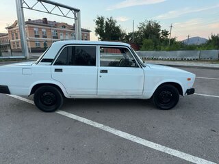 2008 Lada (ВАЗ) 2105, белый, 105000 рублей, вид 3