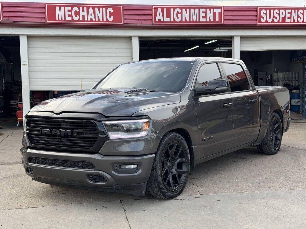 Открыть фотографии: Ram 1500 V