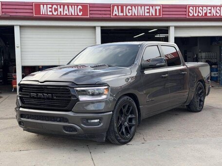 Ram 1500 V