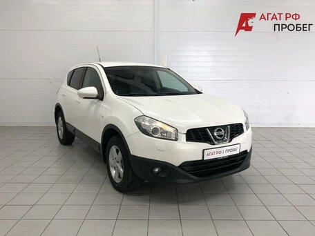 2013 Nissan Qashqai I Рестайлинг, белый, 1290000 рублей, вид 3