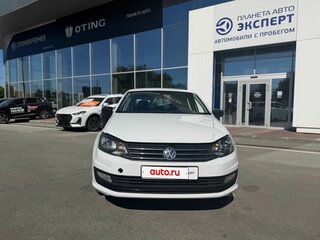 2019 Volkswagen Polo V Рестайлинг, белый, 700000 рублей, вид 2