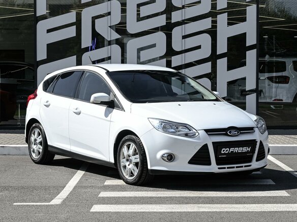 2011 Ford Focus III, белый, 669000 рублей