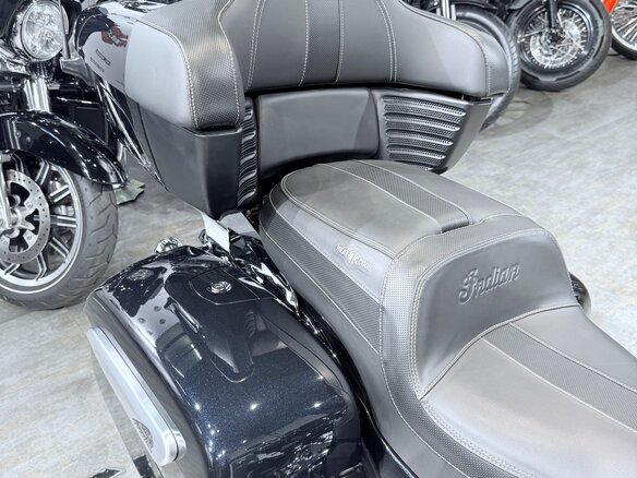 2023 Indian Roadmaster, чёрный, 3499000 рублей - вид 25