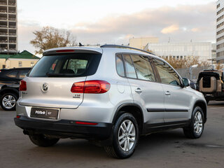 2012 Volkswagen Tiguan I Рестайлинг, серебристый, 953000 рублей, вид 4