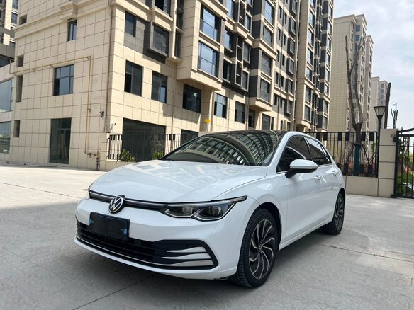 2023 Volkswagen Golf VIII, белый - вид 6