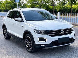 2022 Volkswagen T-Roc I Рестайлинг, белый, 1950002 рублей, вид 3