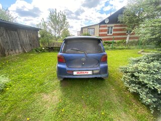 2002 Toyota Yaris I, синий, 300000 рублей, вид 4