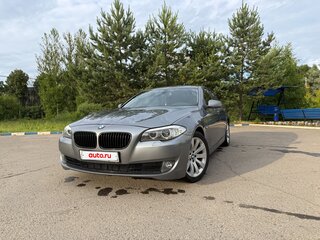 2011 BMW 5 серии 523i VI (F10/F11/F07), серый, 1320000 рублей, вид 1