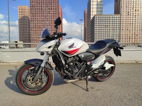 2009 Honda CB 600F Hornet, белый, 570000 рублей, вид 2