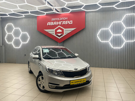 2015 Kia Rio III, серебристый, 750000 рублей, вид 1