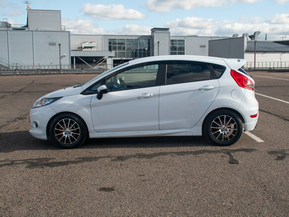 2011 Ford Fiesta Mk6, белый, 559000 рублей - вид 7