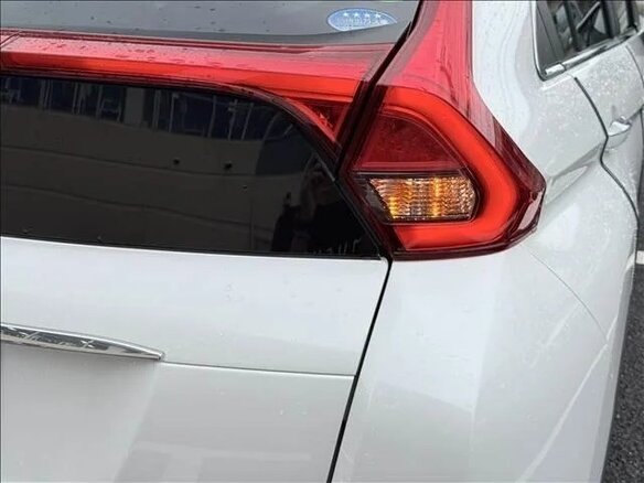 2018 Mitsubishi Eclipse Cross I, белый - вид 12