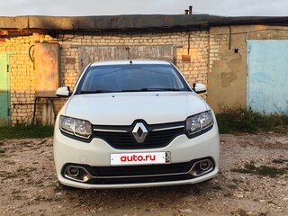 2014 Renault Logan II, белый, 560000 рублей, вид 2