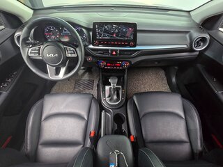 2023 Kia K3 II Рестайлинг, чёрный, 1519000 рублей, вид 5