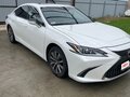 2019 Lexus ES 250 VII, белый, 3150000 рублей - вид 1