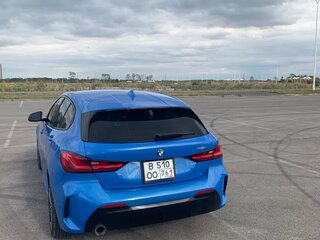 2020 BMW 1 серии 118i III (F40), синий, 2350000 рублей, вид 5