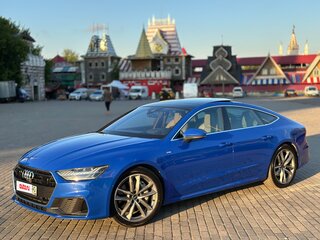 2020 Audi A7 55 TFSI II (4K), синий, 5990000 рублей, вид 2