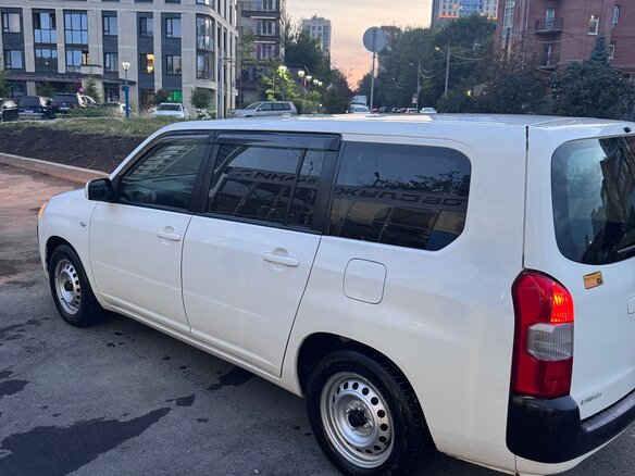 2015 Toyota Probox I Рестайлинг, белый, 730000 рублей - вид 3