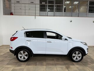 2013 Kia Sportage III, белый, 1450000 рублей, вид 5