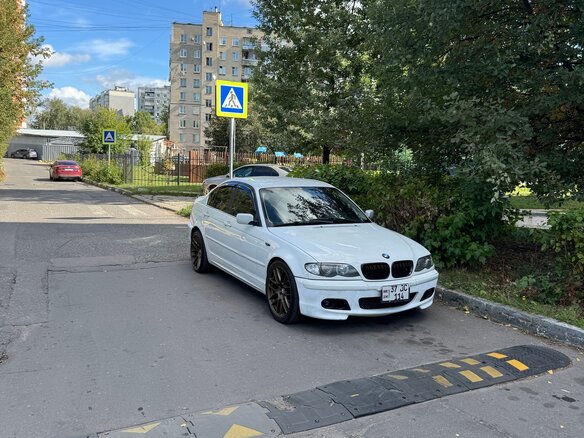2003 BMW 3 серии 320i IV (E46) Рестайлинг, белый, 580000 рублей - вид 8