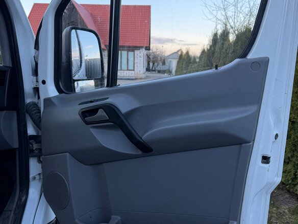2014 Mercedes-Benz Sprinter, белый, 2250000 рублей - вид 12