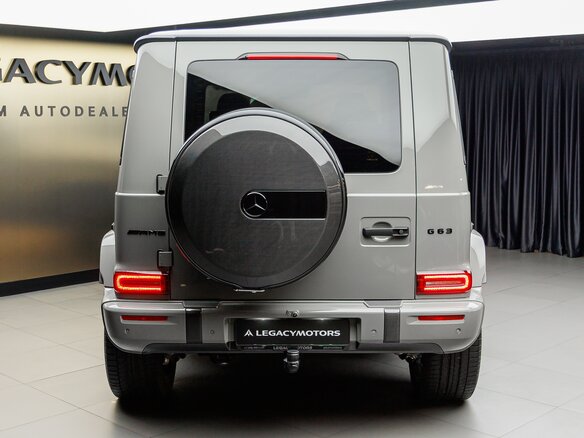 2026 Mercedes-Benz G-Класс AMG 63 AMG II (W465) Рестайлинг, серый - вид 3