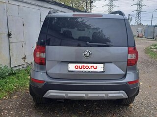 2014 Skoda Yeti I Рестайлинг, серый, 1300000 рублей, вид 2