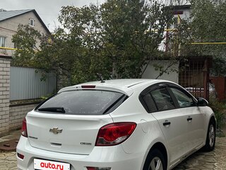 2012 Chevrolet Cruze I, белый, 655000 рублей, вид 4