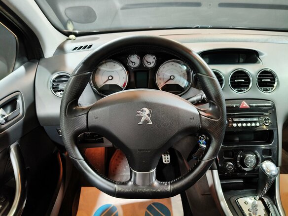 2012 Peugeot 308 I Рестайлинг, коричневый - вид 10