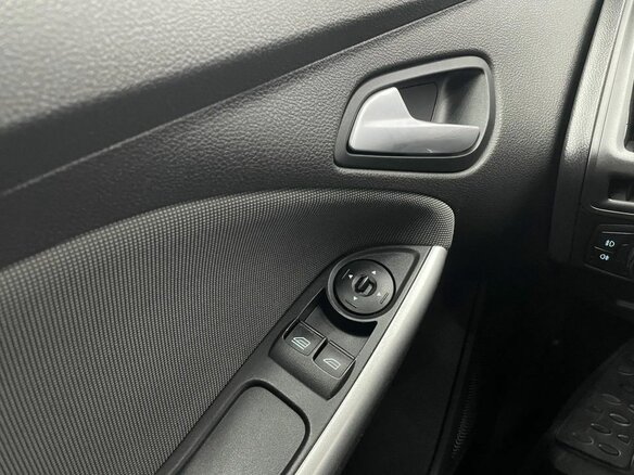 2013 Ford Focus III, белый, 830000 рублей - вид 23