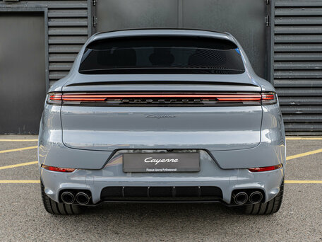 2026 Porsche Cayenne Coupé III Рестайлинг, серый, 18990000 рублей, вид 4