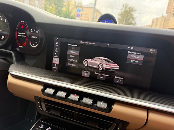 2019 Porsche 911 Carrera 4S VIII (992), чёрный - вид 22