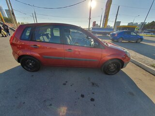 2007 Ford Fiesta Mk5, красный, 320000 рублей, вид 5