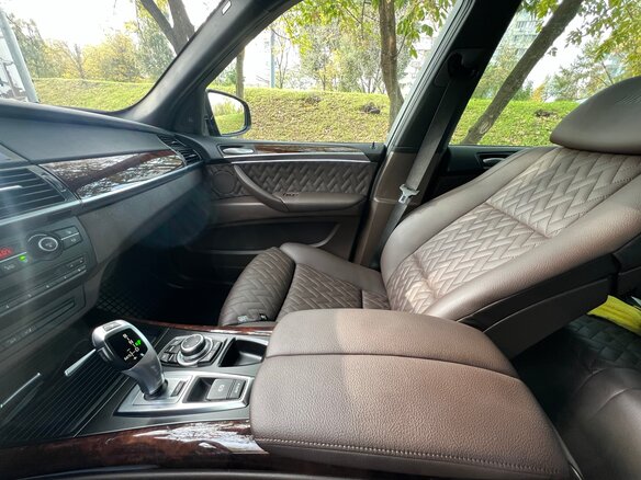 2011 BMW X5 40d II (E70) Рестайлинг, чёрный - вид 23