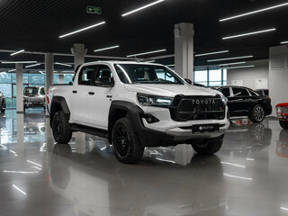 2025 Toyota Hilux VIII Рестайлинг 2, белый, 7250000 рублей, вид 2