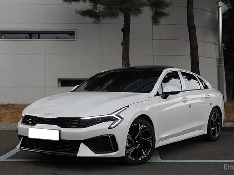 2026 Kia K5 III Рестайлинг, белый, 3780000 рублей, вид 1