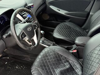 2011 Hyundai Solaris I, серебристый, 750000 рублей, вид 5