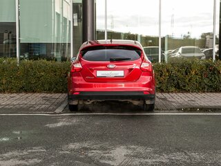 2011 Ford Focus III, красный, 750000 рублей, вид 4