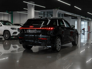 2026 Audi Q5 L III (GU), чёрный, 6450000 рублей, вид 5