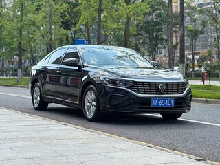 2023 Volkswagen Passat B8 Рестайлинг, чёрный, 1645000 рублей, вид 3