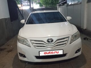 2011 Toyota Camry VI (XV40) Рестайлинг, белый, 900000 рублей, вид 1
