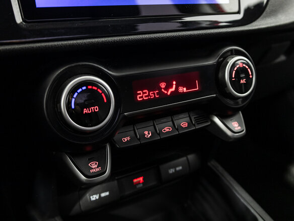 2020 Kia Rio IV Рестайлинг, красный, 1475900 рублей - вид 15