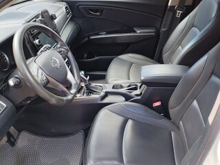 2020 SsangYong Tivoli I Рестайлинг, белый, 1700000 рублей, вид 4