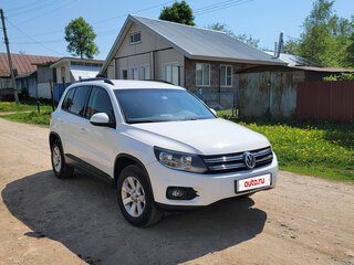 2012 Volkswagen Tiguan I Рестайлинг, белый, 1100000 рублей, вид 2