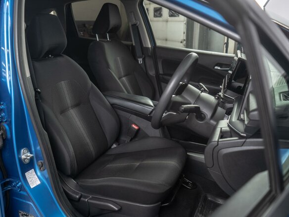 2021 Nissan Note e-Power III, голубой, 2179000 рублей - вид 6