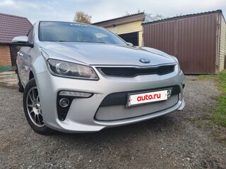 2018 Kia Rio IV, серебристый, 1270000 рублей, вид 1